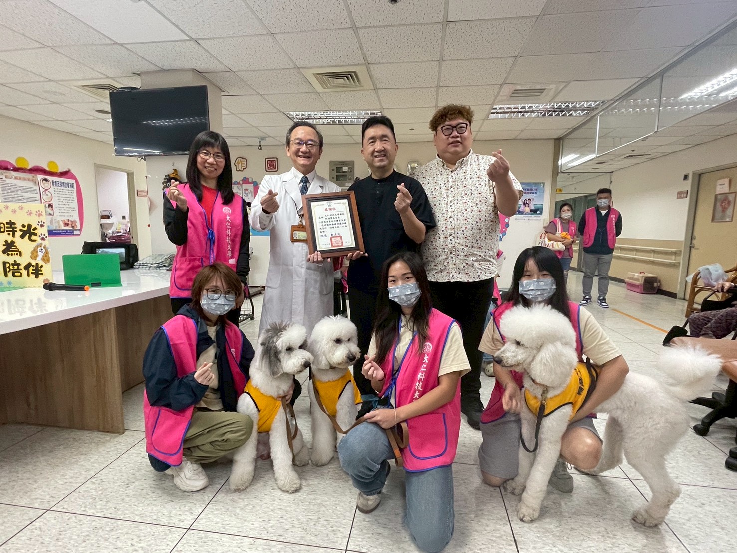 大仁科大高榮南院附設精護,萌寵療癒